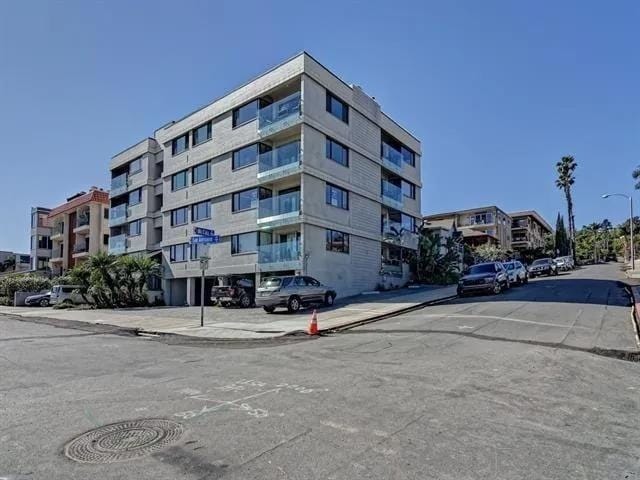 Building Photo - 440 San Antonio Ave