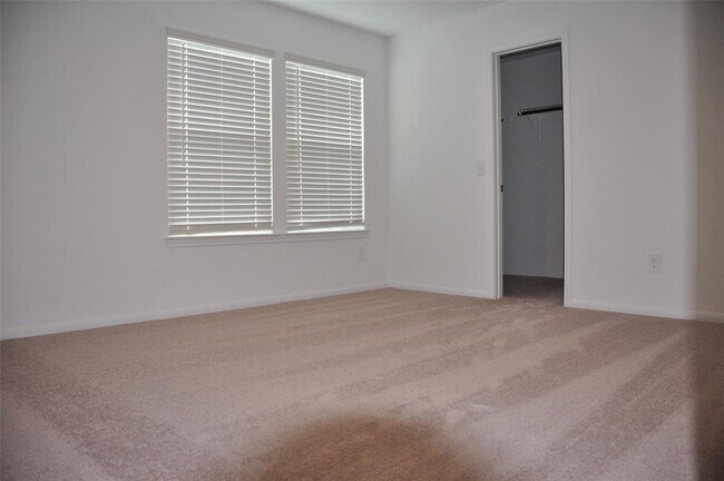Building Photo - 10614 Cashew Run Ln