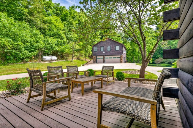 Building Photo - 23120 Bates Rd