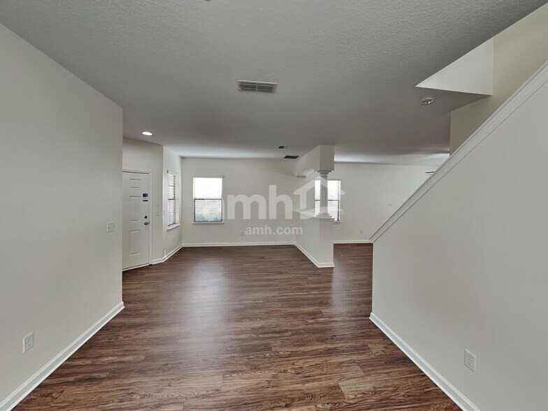 Building Photo - 440 Forest Meadow Ln