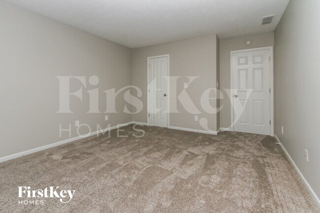 Building Photo - 540 Garden Grace Dr