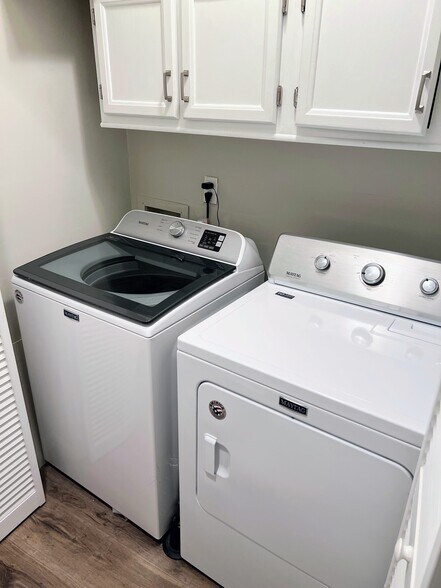 Laundry - 622 New Kent Plz