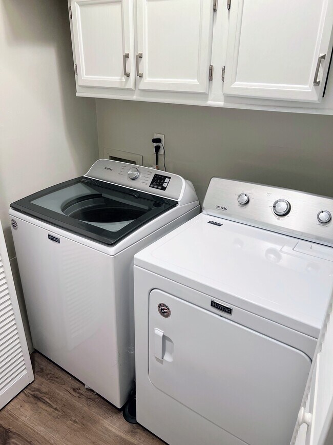 Laundry - 622 New Kent Plz