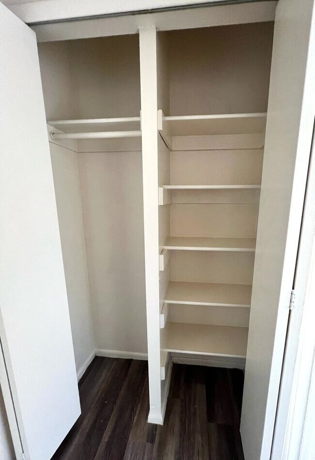 Building Photo - Near Academy Hills Park, Great NE Location...