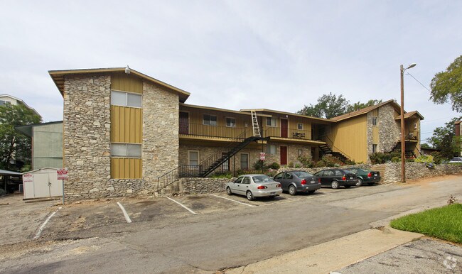 Primary Photo - 3203 Helms St