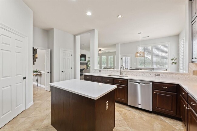 Building Photo - 3709 Portofino Ct