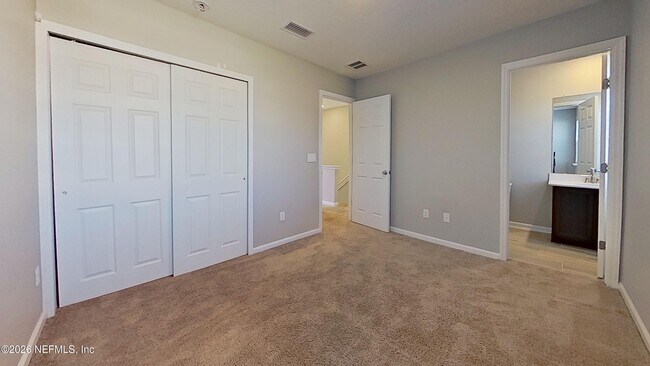 Building Photo - 9798 Fiddleback Ln