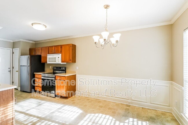 Building Photo - 306 Crooked Oak Ct