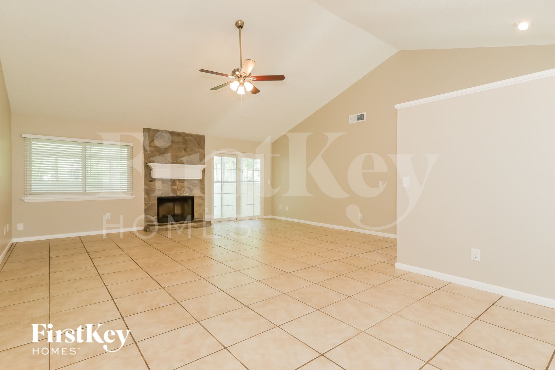 Building Photo - 3919 Summer Pines Dr