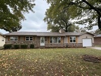 Building Photo - BEAUTIFUL 3 BEDROOM / 2 BATHROOM HOME IN J...