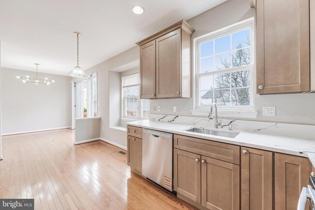 Building Photo - 21765 Tottenham Hale Ct