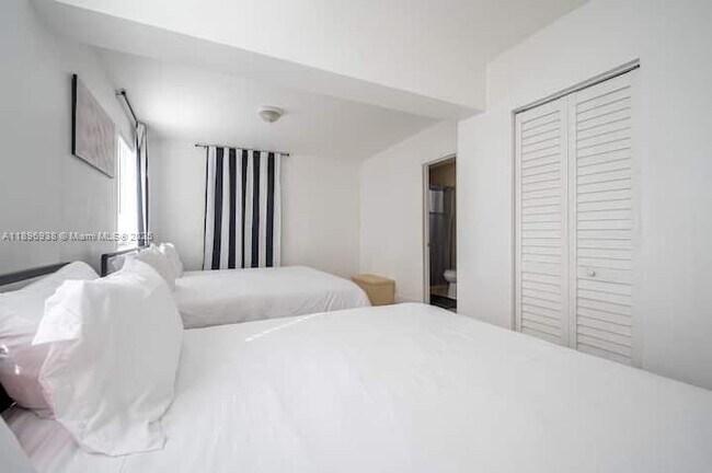 Building Photo - 8028 NW 5th Ct