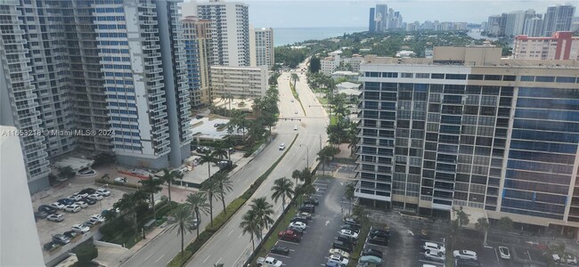 Building Photo - 1985 S Ocean Dr