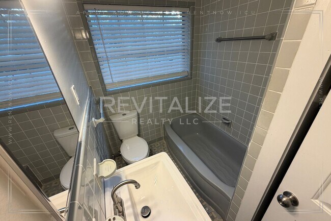 Building Photo - 5538 Gunn Rd