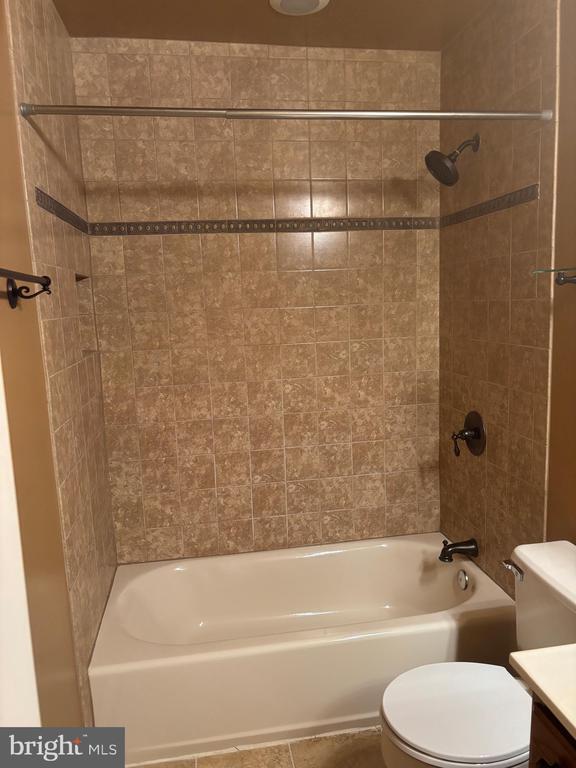 Building Photo - 3961 Conquest Ct