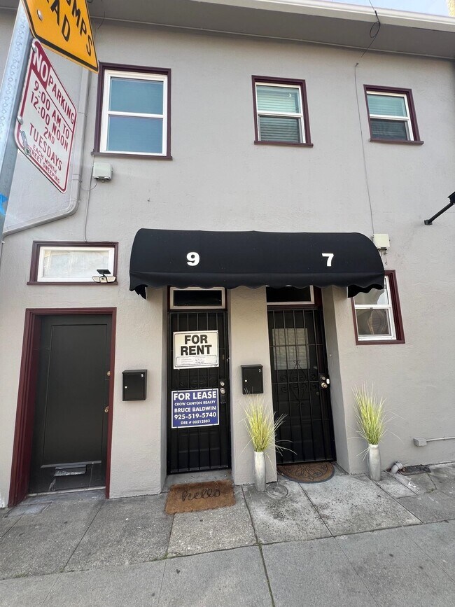 Building Photo - 9 Monte Vista Ave