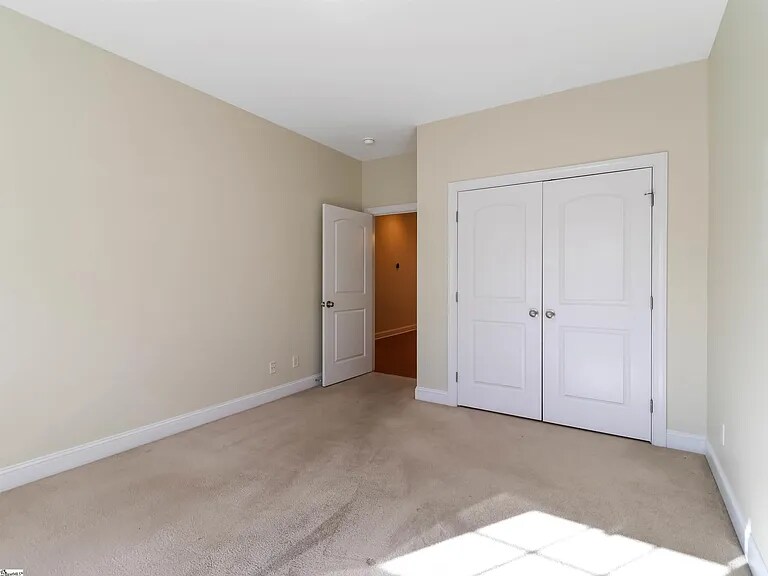 Third Bedroom Downstairs - 116 Ashgrove Ln