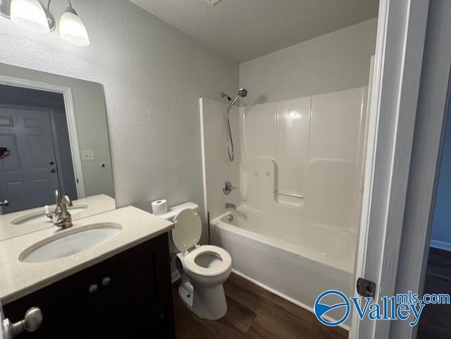 Building Photo - 15261 Tyler Mill Dr