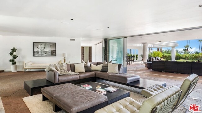 Building Photo - 70375 Calico Rd