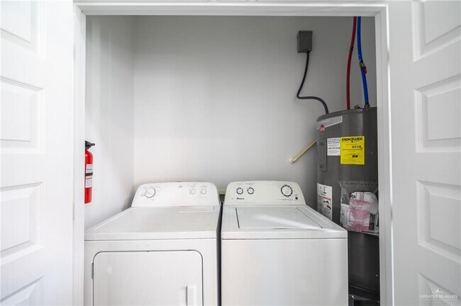 Building Photo - 20 Copper Ave