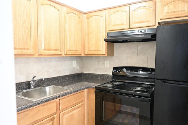 Interior Photo - ERP 43-51 E Park St, LLC