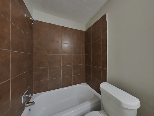 Building Photo - 16307 Bird Dog Ct