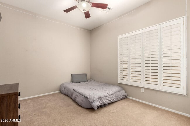 Building Photo - 2043 W Periwinkle Way