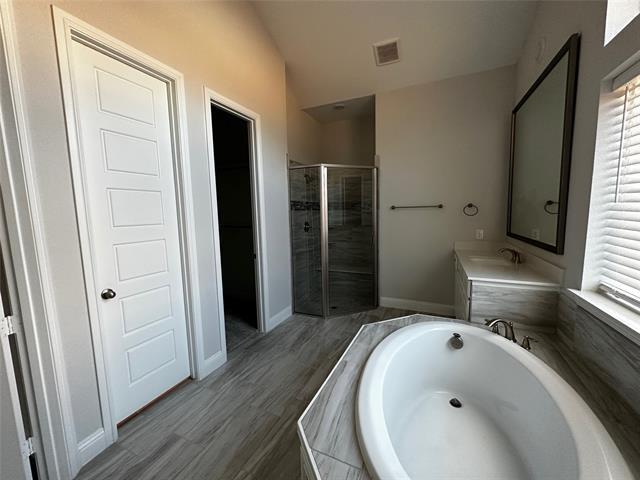 Building Photo - 7208 Redwood Rd