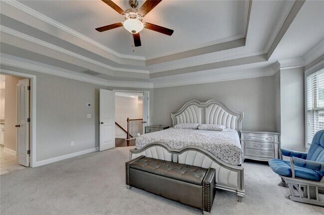 Building Photo - 6035 Ashborough Park