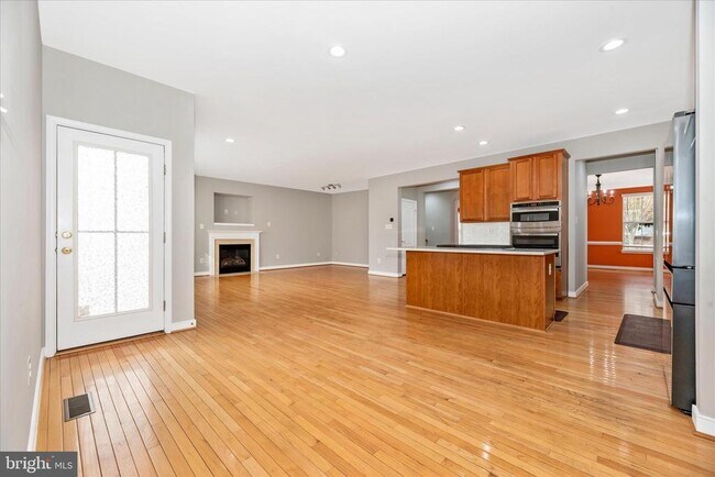 Building Photo - 3907 Braveheart Cir