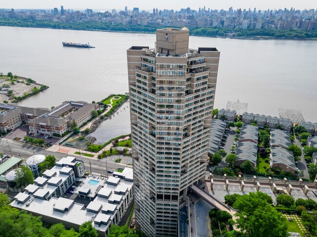 Building Photo - 7004 JFK Blvd E