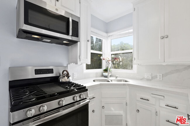 Building Photo - 2515 7th St