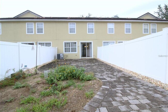Building Photo - 7347 Millstone St