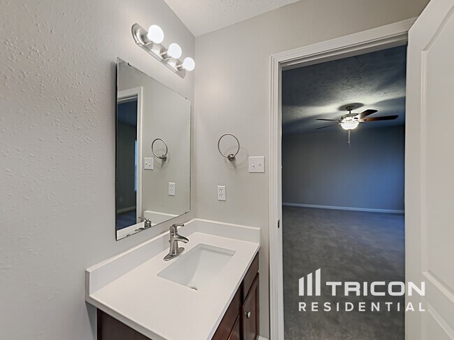 Building Photo - 4350 Kellybrook Dr