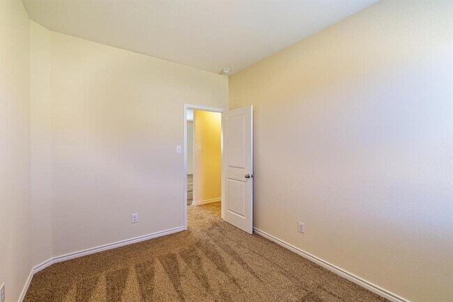 Building Photo - 331 Liberty Meadows Dr