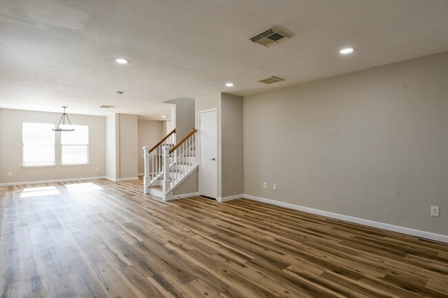 Building Photo - 20807 Lansing Ridge Ln