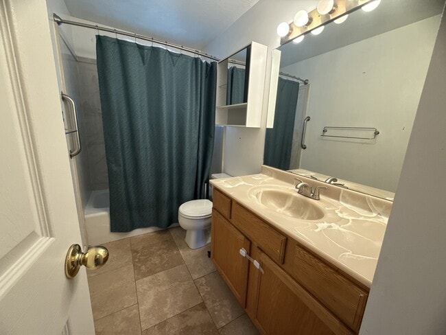 Building Photo - 3085 W 5685 S