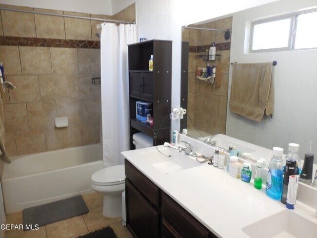 Building Photo - 7045 Eagle Nest Ct