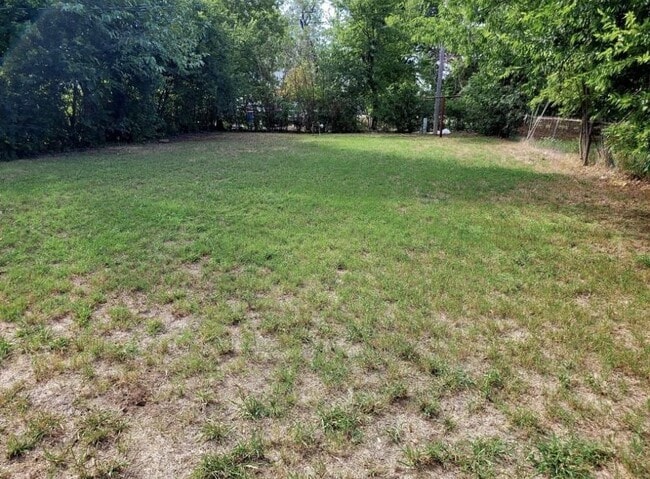 Building Photo - 1304 NW 98th St