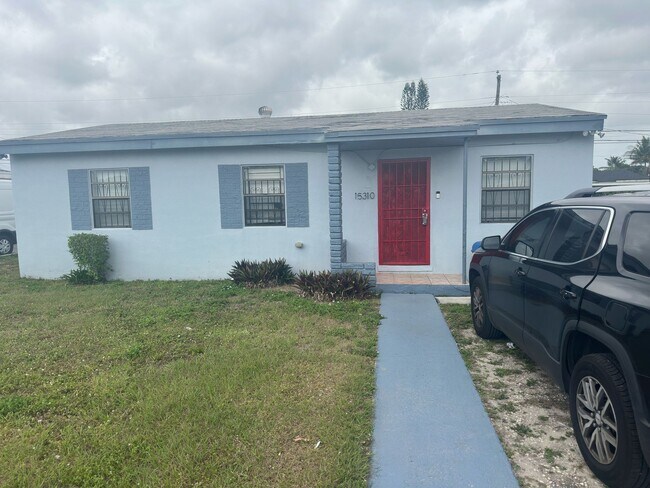Building Photo - 15310 NW 31st Ave