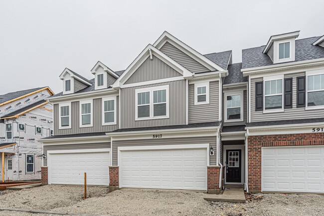 Building Photo - 5917 Hawkweed Dr