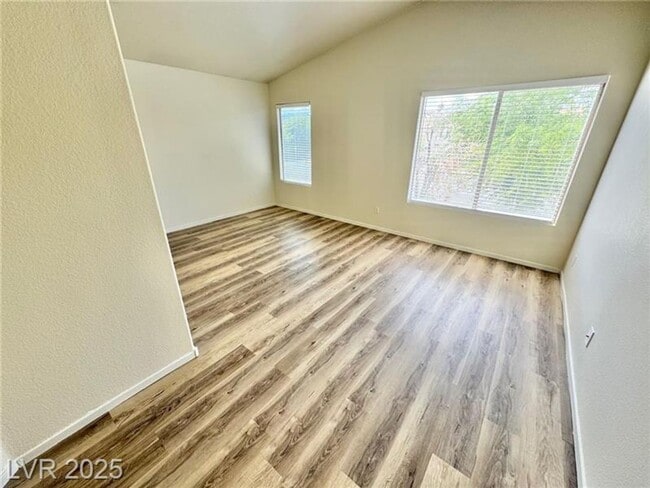 Building Photo - BEAUTIFUL 3 BEDROOM HOME IN SUMMERLIN