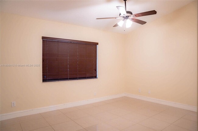 Building Photo - 2408 N 35th Ave