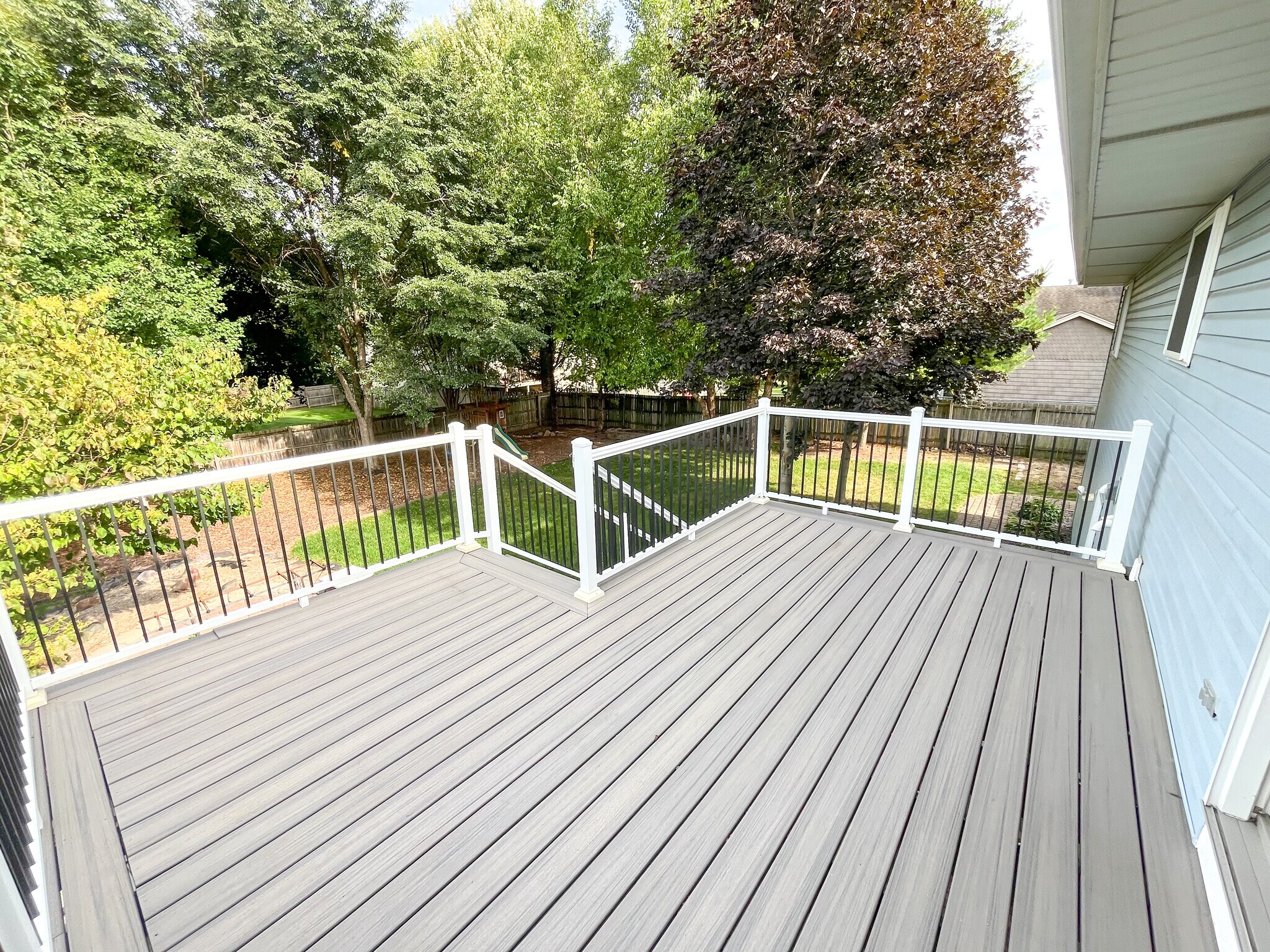 Deck - 17314 Idlewood Way
