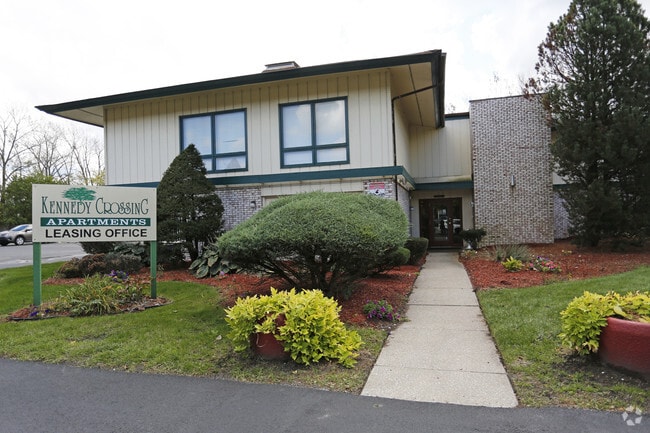 Leasing Office - Kennedy Crossing Apartments