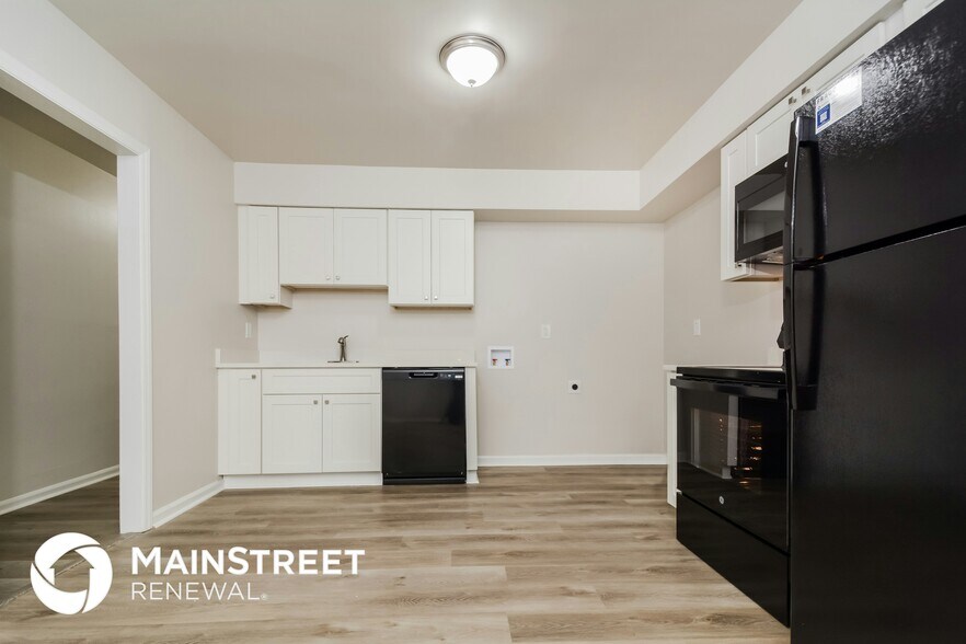 Building Photo - 213 Torain St