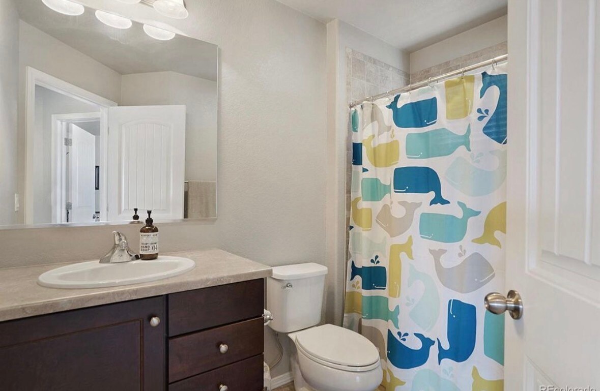 Building Photo - 11020 Echo Canyon Dr