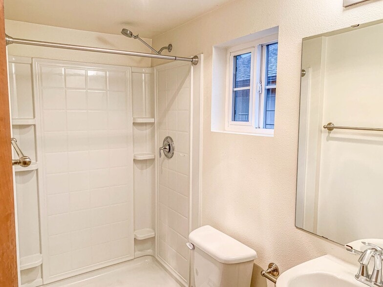 Building Photo - 2633 NW 58th St