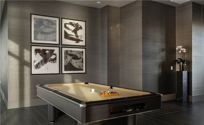 Building Photo - Insignia Condominiums ~ Belltown