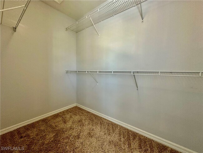Building Photo - 1164 Oxford Ln